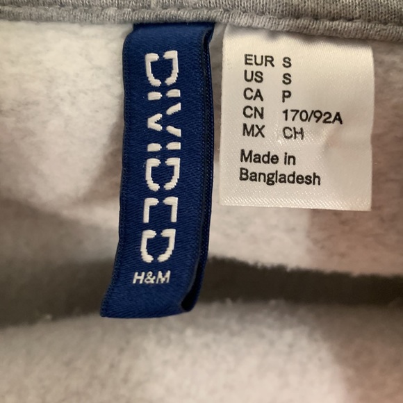 Divided Size S - Picture 7 of 8